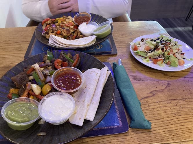 Sunnys Street Food - Mexican & Italian Restaurant Cardiff