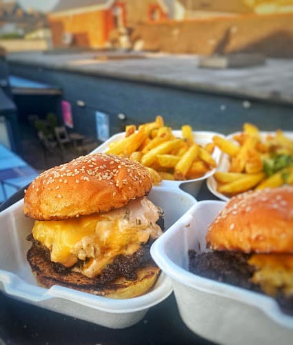 Tom’s Smashed Burgers