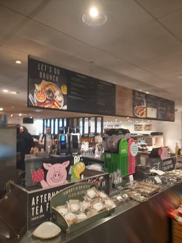 M&S Café